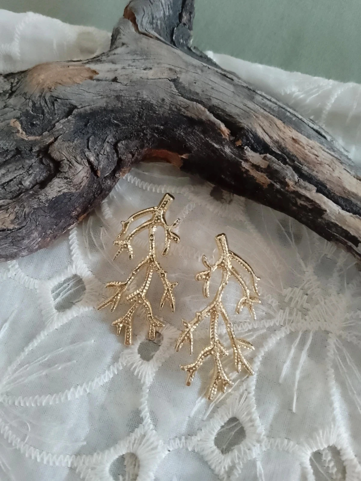 Boucles d'oreilles bohèmes Corail doré – photo 2
